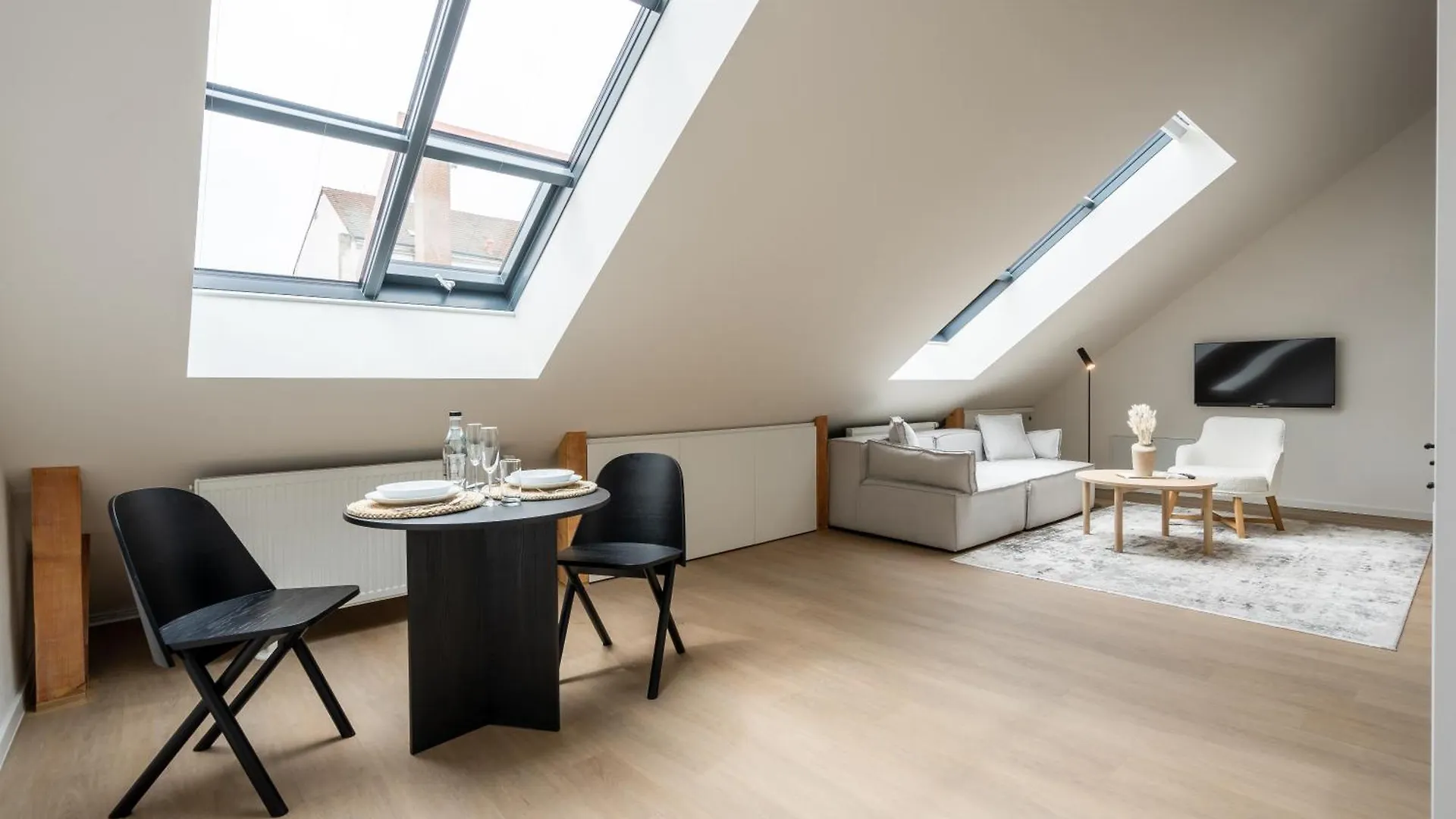Aparthotel Honest Karlin Praga
